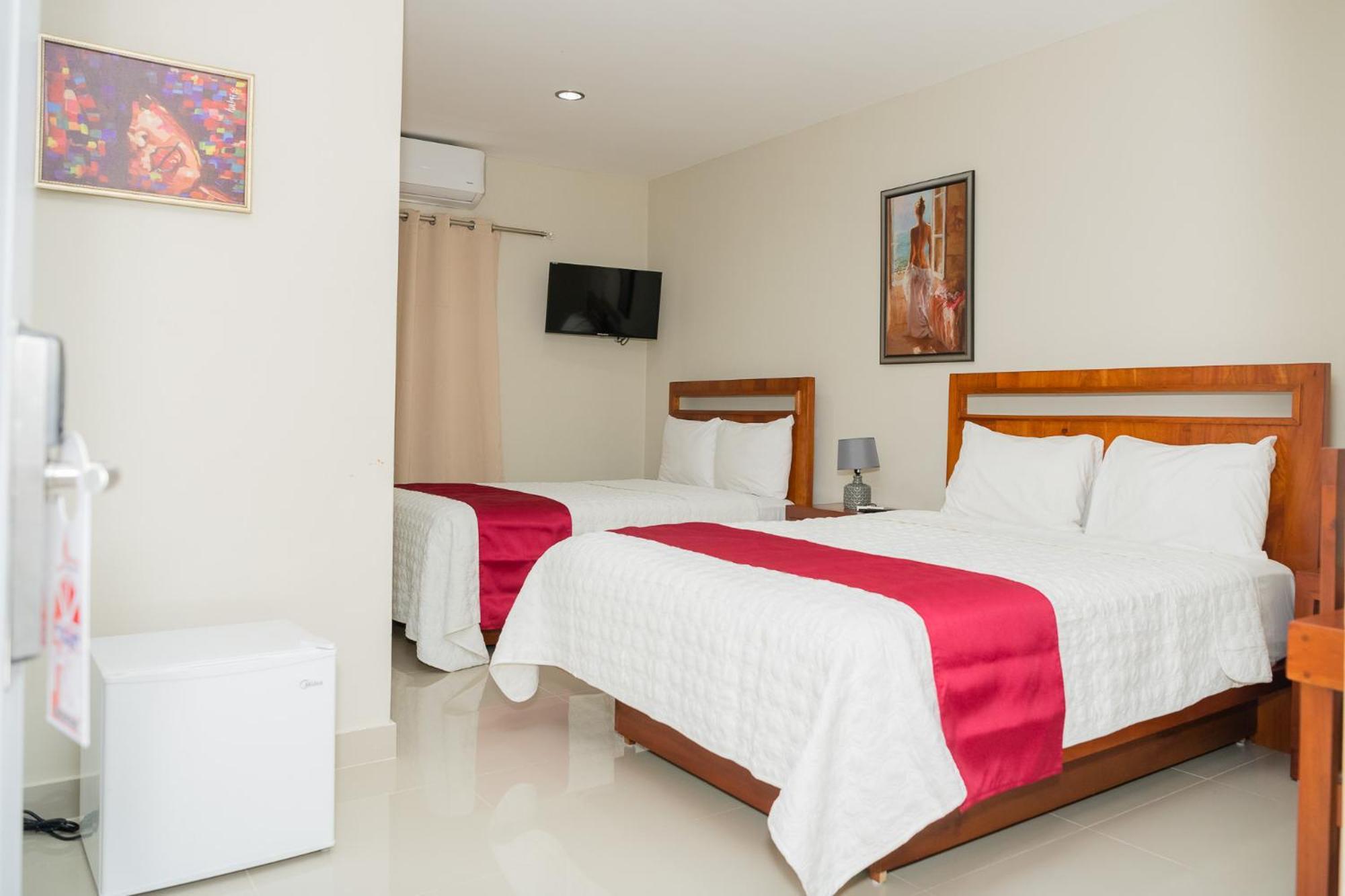 Hostal San Francisco De Asis Santo Domingo Exterior photo